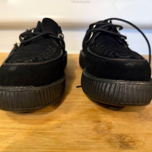 T.U.K. Black Suede Low Viva Creeper Oxford Shoe – Unisex - Picture 5 of 16